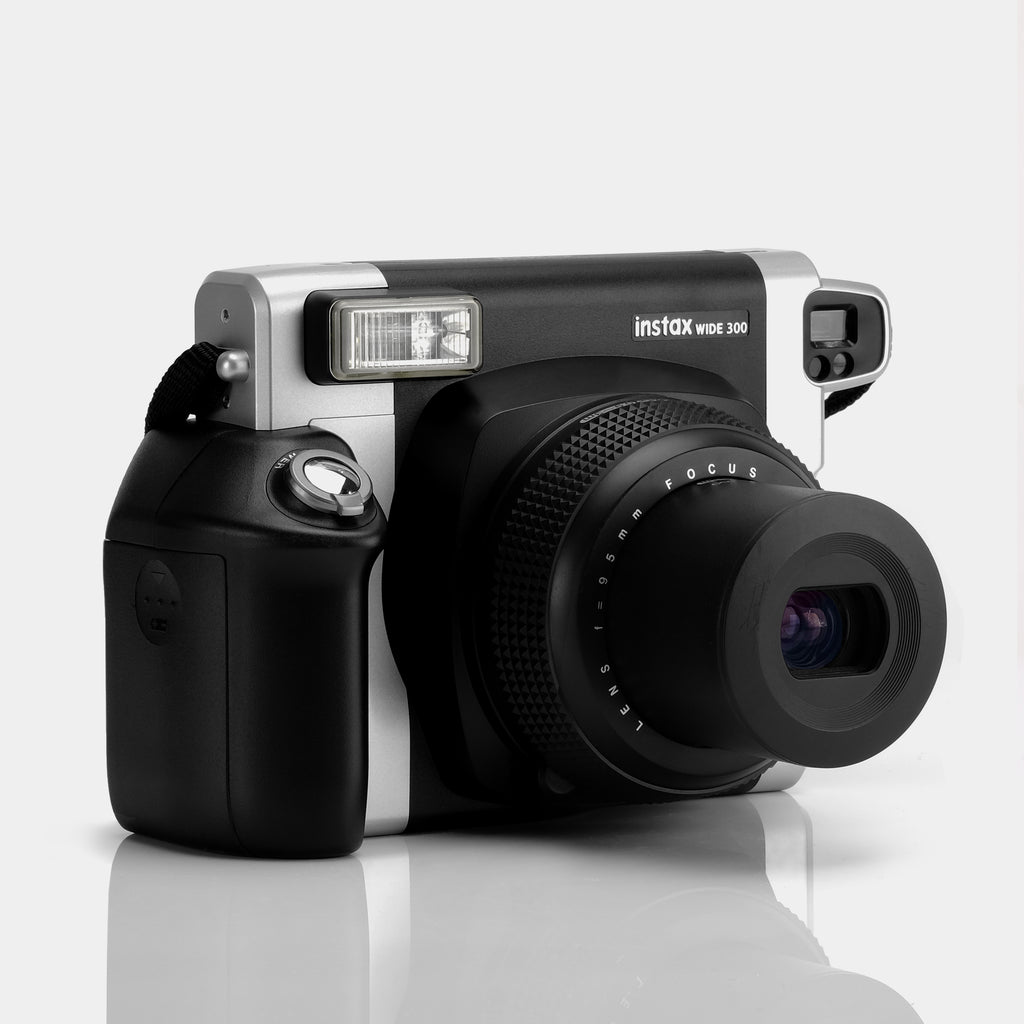 gebrek Seizoen dek Fujifilm Instax WIDE 300 Black Instant Film Camera - Refurbished –  Retrospekt