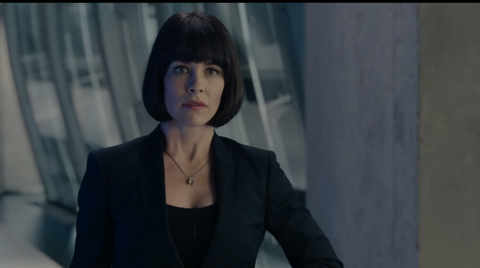 Evangeline Lilly Ant Man Jewellery Wearing Joy Everley