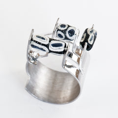 "Bend It Ring" by Mario Uboldi Jewellery Art