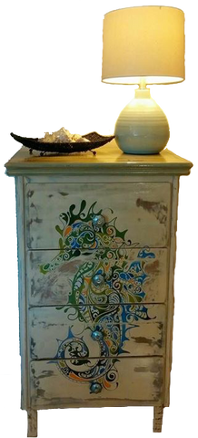 Seahorse Chest