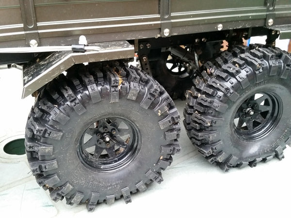 8X8 Military Truck wheels with black stainless steel wing nuts