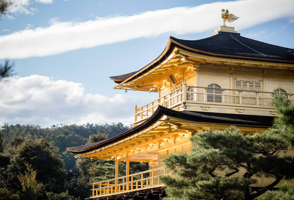 kinkaku-ji temple in japan