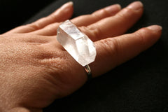 KAI raw quartz point ring silver plated