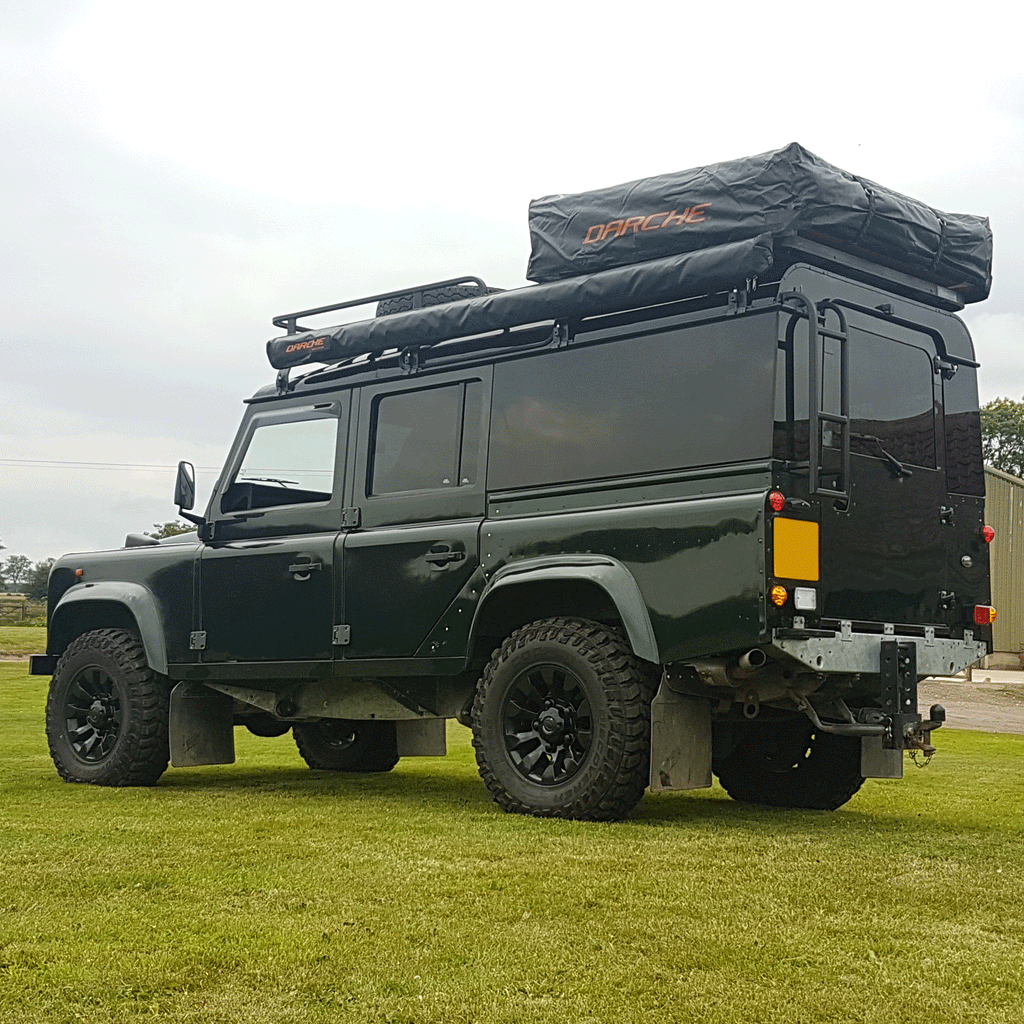 Darche Roof Tent & Awning Fitting to a Land Rover Defender 110