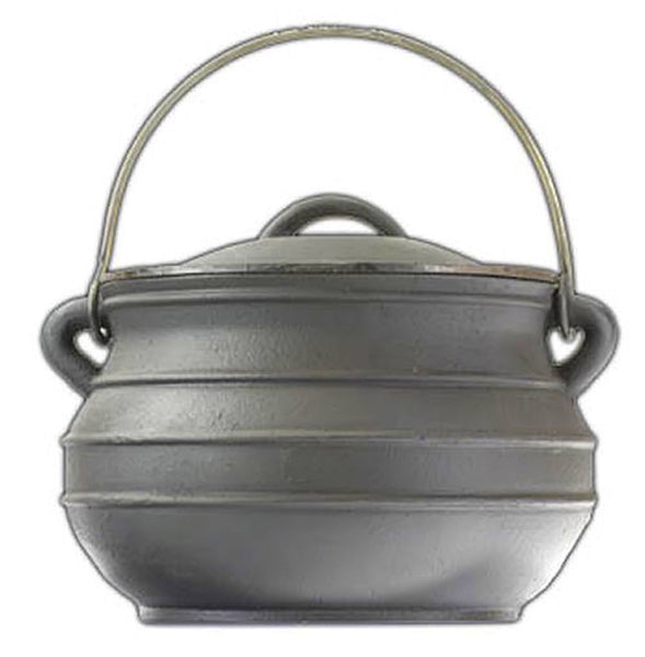 http://cdn.shopify.com/s/files/1/0889/6726/products/flat-bottom-potjie-plats-flat-bottom-5-qt-plat-potjie-pure-cast-iron-bean-pot-syrup-kettle-1_grande.jpg