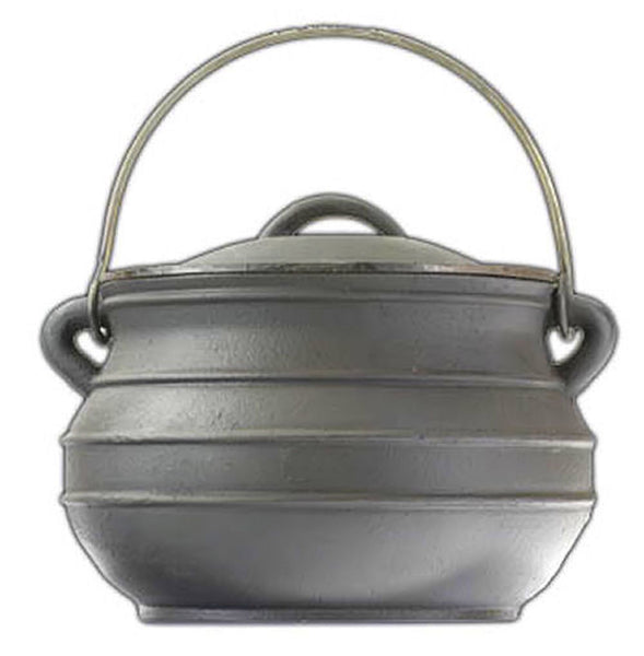 Vollrath 59742 24.6 oz. Pre-Seasoned Mini Cast Iron Pot with Cover