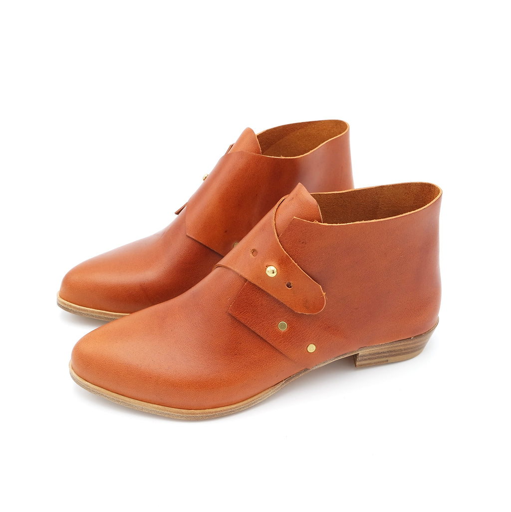 READY MADE: SIZE 38. The Mussenden. Ibiza Fieno Gloveskin. 2cm.