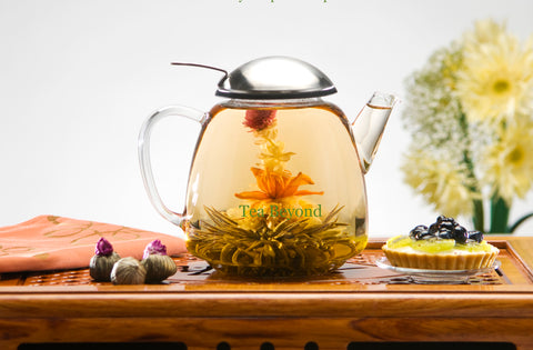 Teabloom's Flowering Tea Set Will Bloom In Hot Water Right Before Your Eyes