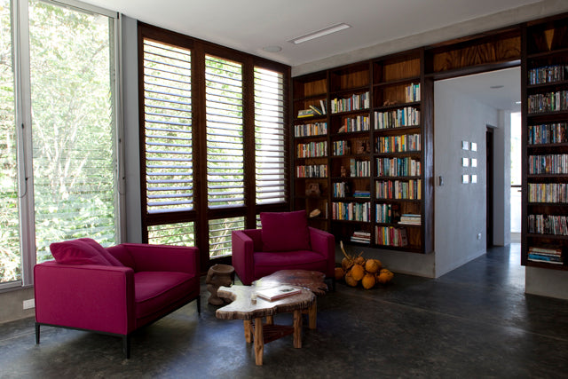 Casa Torcida: Library 
