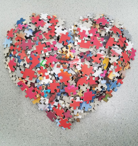 Jigsaw Puzzle Heart - The Missing Piece Puzzle Company
