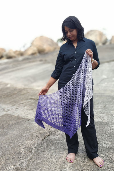 Sarasi airy lace shawl pattern by Lana Jois