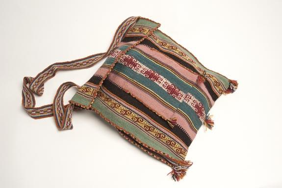 Awaq-alpaca-handwoven-bag