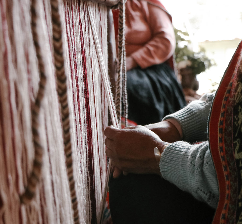Andean-backstrap-loom-weaving