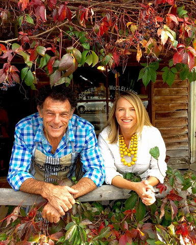 Sydney Weekender host Mike Whitney and Odgers and McClelland shopkeeper Megan Trousdale filming the autumn special on Nundle.