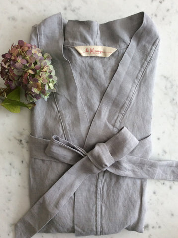 100% linen Kimono in lavender grey, made in Canada 
