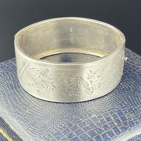 Victorian Floral Engraved Silver Bangle Cuff Bracelet - Boylerpf