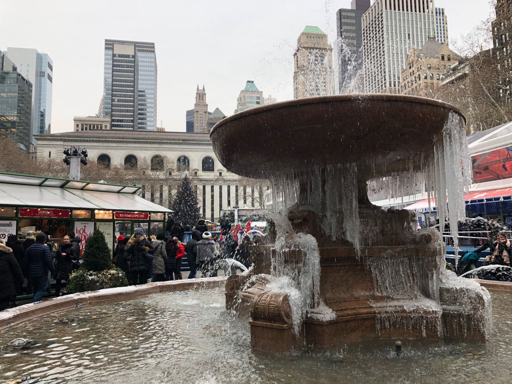 Tourists flocking to enjoy Christmas in New York