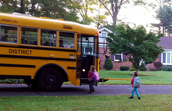 4 Tips to Make Your Morning Easier (and make that bus!)