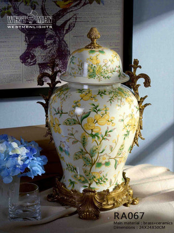 Covered Porcelain Centerpiece Vase Gilded Dior Ormolu Trim Urn Centerpiece