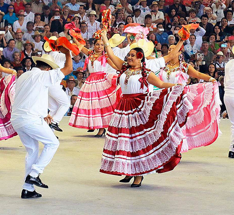 Oaxacan Traditional Dancers