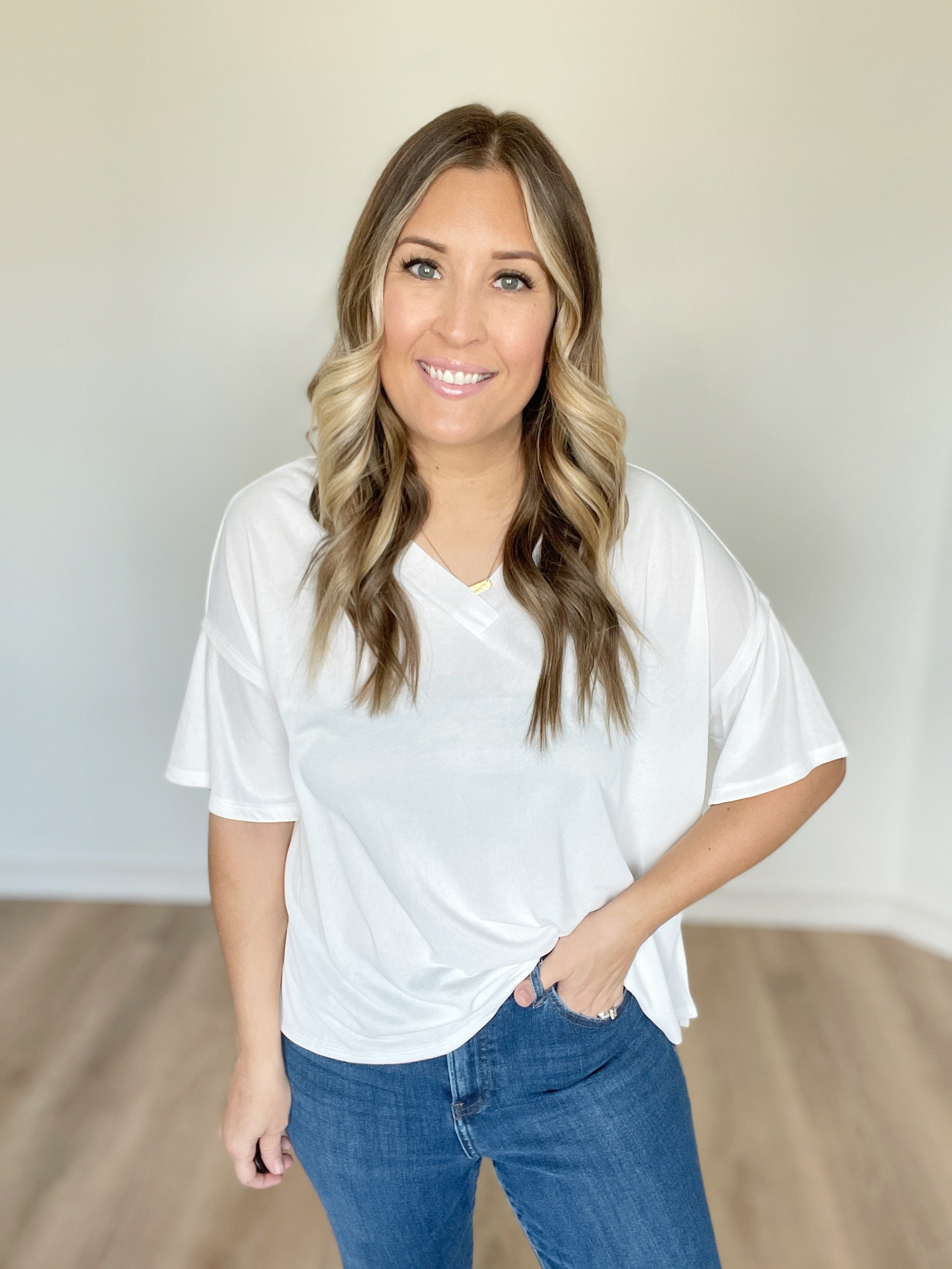 Reign Top - Off White (TAKE AN EXTRA 50% OFF WITH CODE 'SALEONSALE')