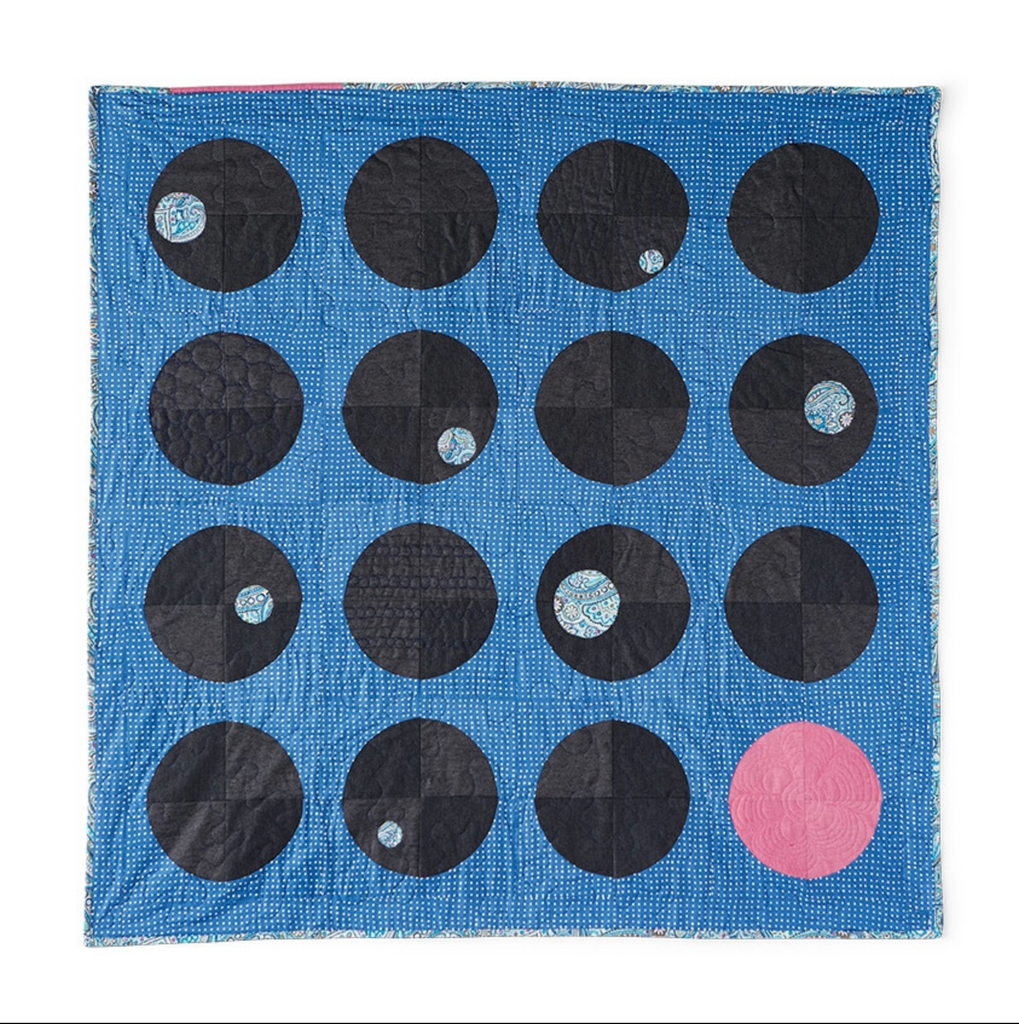 Heather Hancsak's quilt inspired by Daisy Dot Paisley