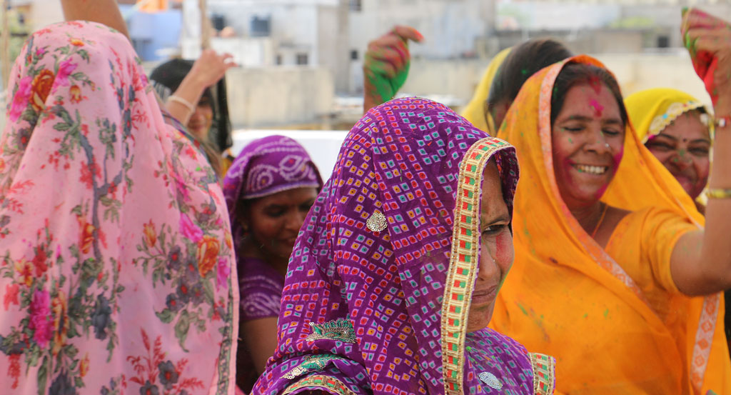 anchal india artisans holi festival