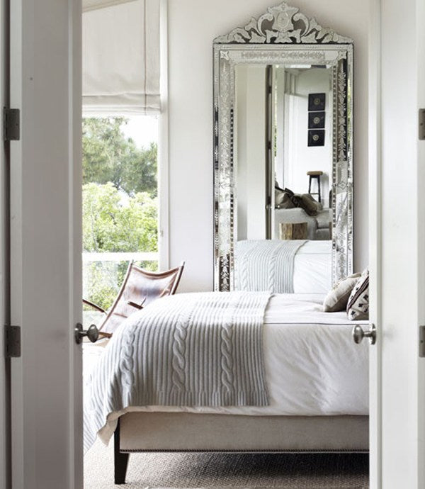Decorating with Antique Mirrors