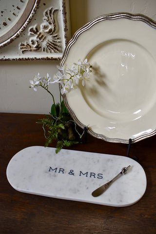 mr and mrs engraved cheeseboard - ski country