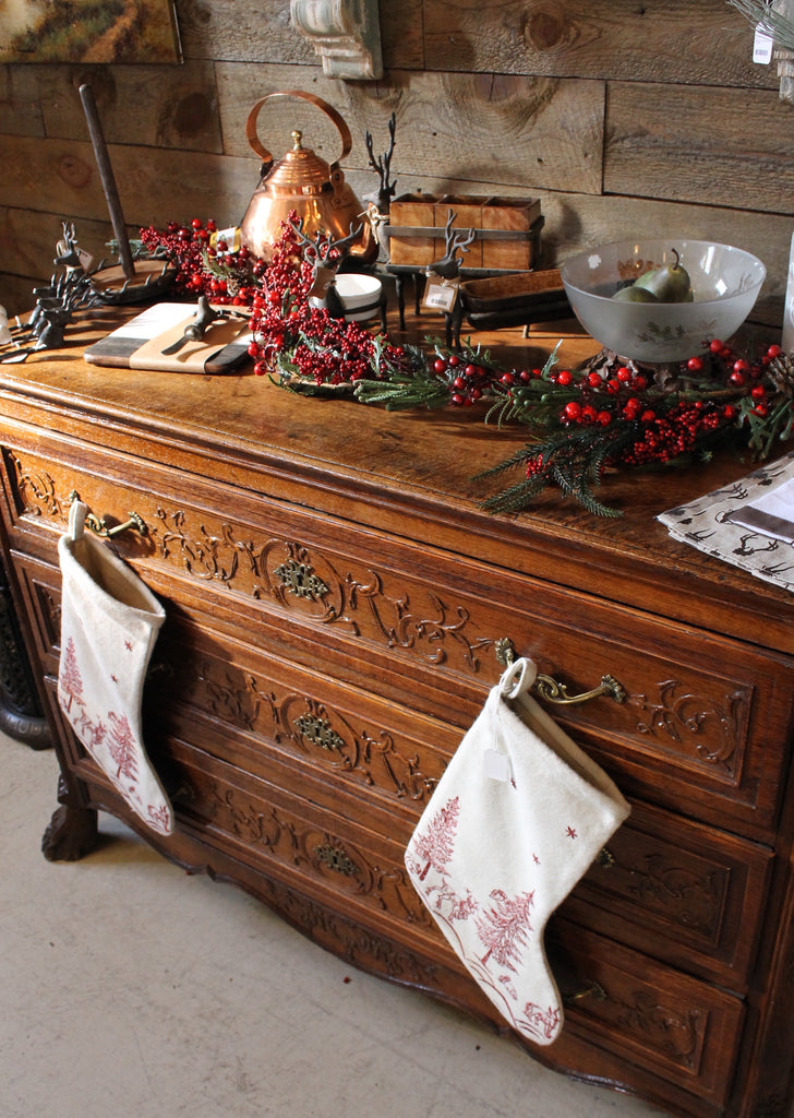 Ski Country Antiques & Home - Xmas decorations - berries
