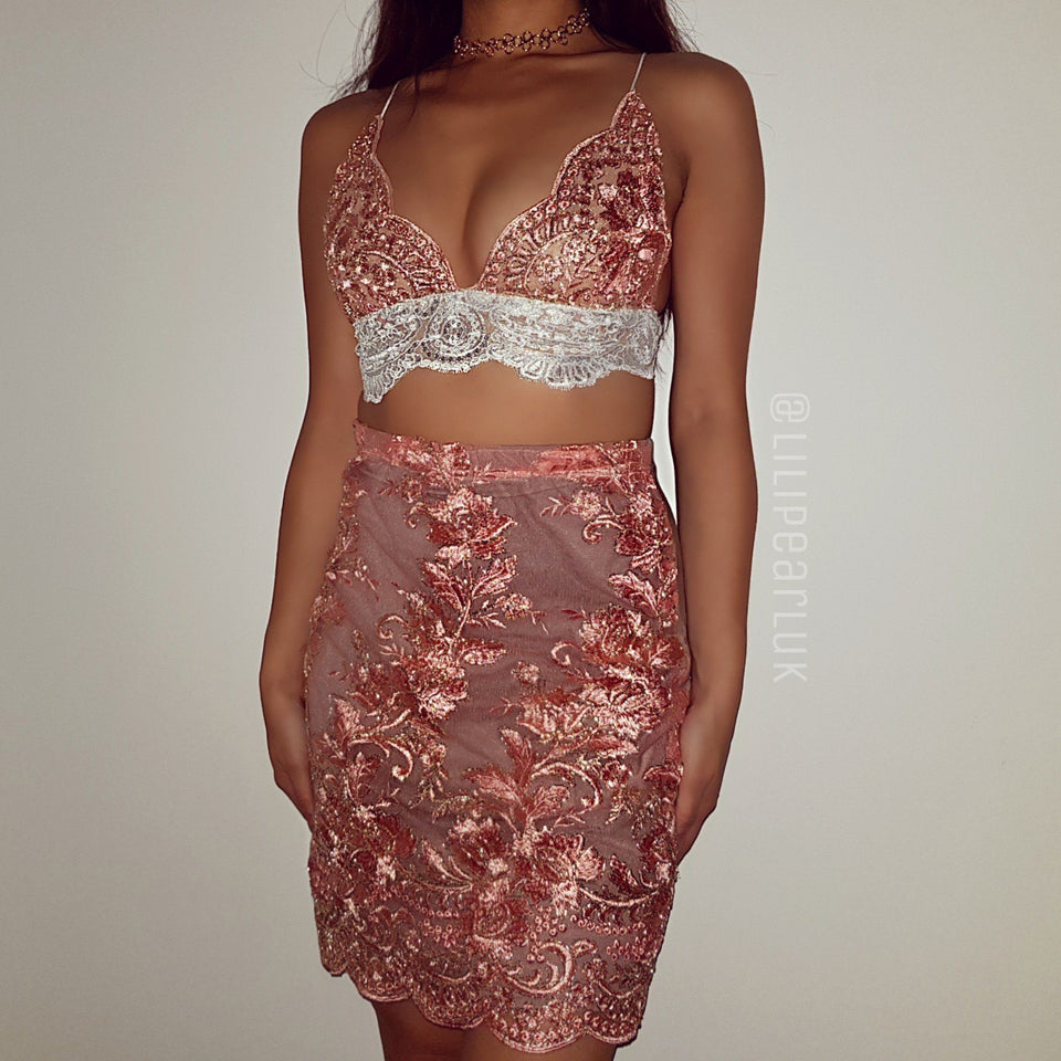 Pink &amp; white ananacatering Bra &amp; Skirt co ord 2 piece set  - ananacatering - ananacateringLithuania - Handmade luxury dragon satin chinese unique womens clothing lace mesh prom dress festival crop top sequin bodychain dolls kill depop shopify silkfred chelsea pearl li bralet lili pearl
