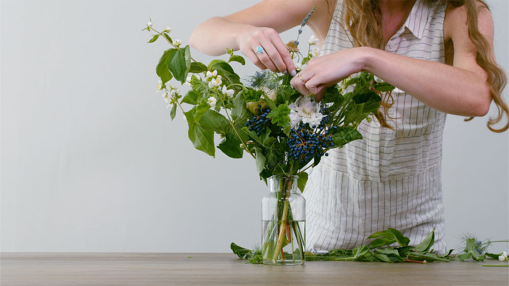brentwood home wild roots los angeles blog diy bouquet wedding