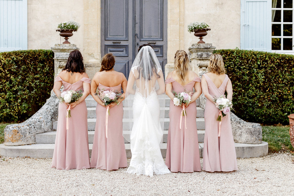 WHAT DRESSES SHOULD MY BRIDESMAIDS WEAR?