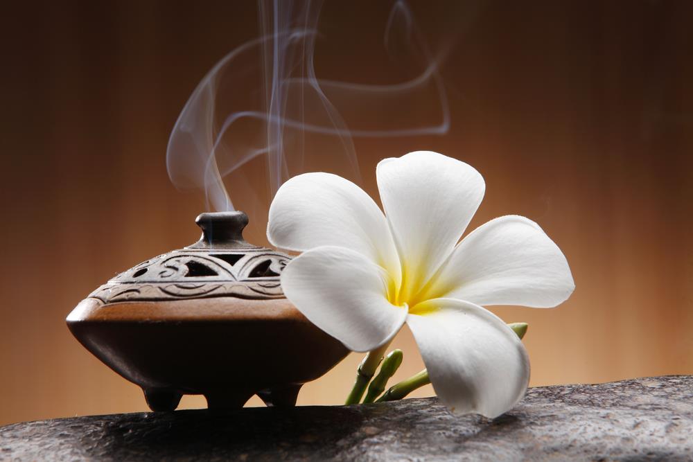 5 Tips on How to Burn your Incense Cone Safely 