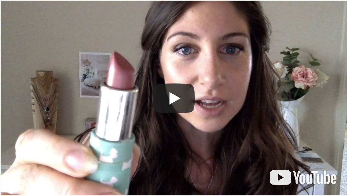 holding lipstick color the world lipstick reviews