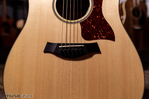 Taylor 500 Series Acoustic Guitars 8