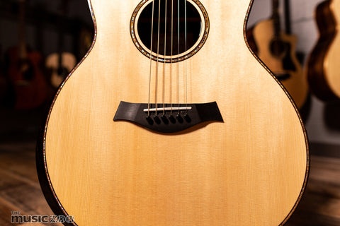Taylor 900 Series Acoustic Guitars 9