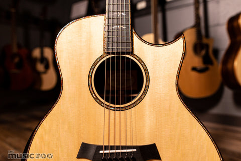 Taylor 900 Series Acoustic Guitars 3