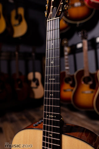 Taylor 500 Series Acoustic Guitars 5