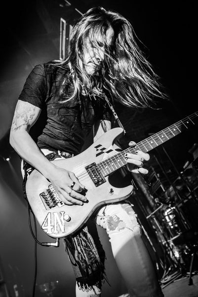 Nuno Bettencourt Extreme at the paramount - the music zoo