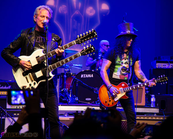 NAMM 2020: Slash, Billy Gibbons, Don Felder, Lzzy Hale & More Perform at The Grove Anaheim!