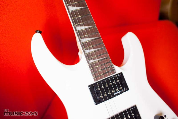 Jackson JS22 Dinky DKA Body The Music Zoo Review 
