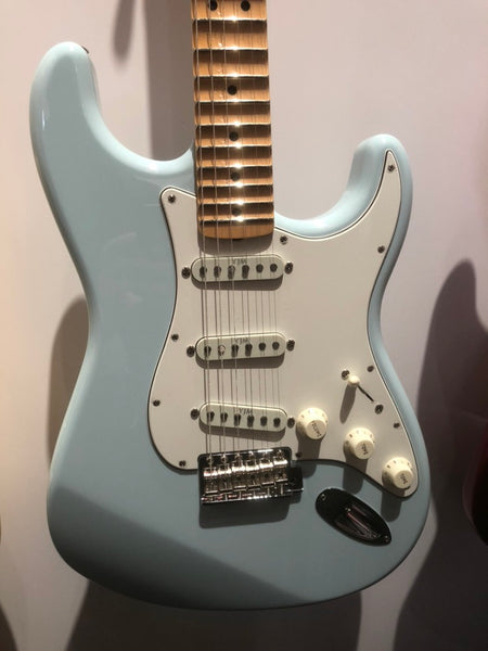 Yngwie Malmsteen and SRV Fender NAMM 2019 - The Music Zoo