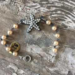 Beaded Bracelet with Large Rhinestone Starfish B-015