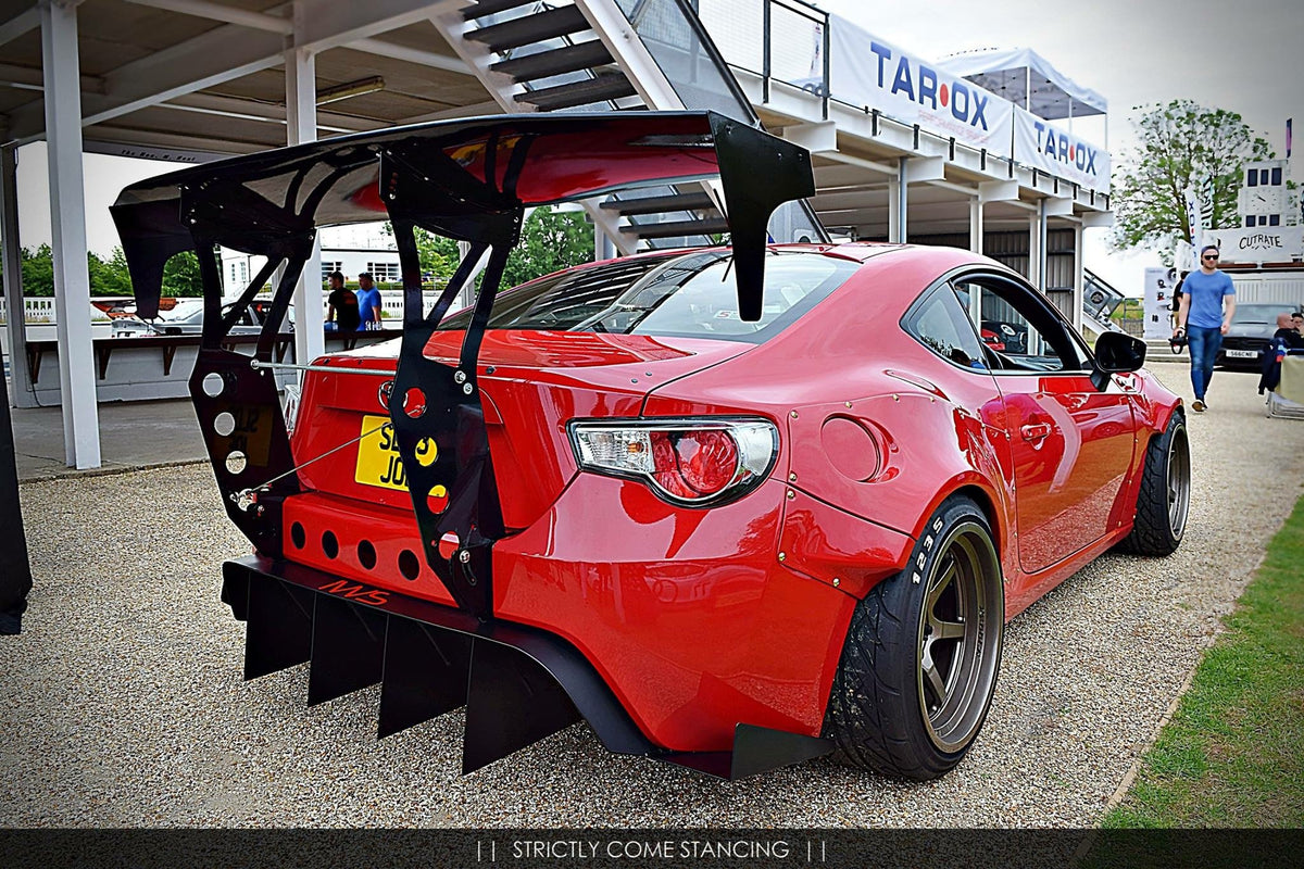 frs custom body chassis