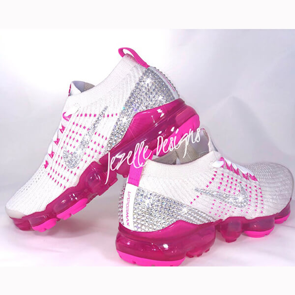 womens hot pink nike shoes