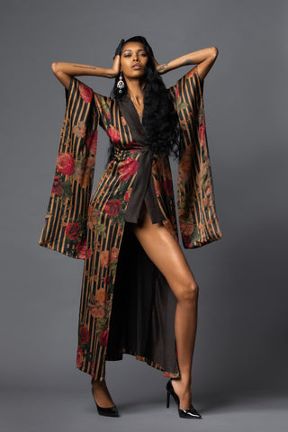 Victoria Secret Model Jessica White Inblackmagazine in exquisitelyjoy kimono