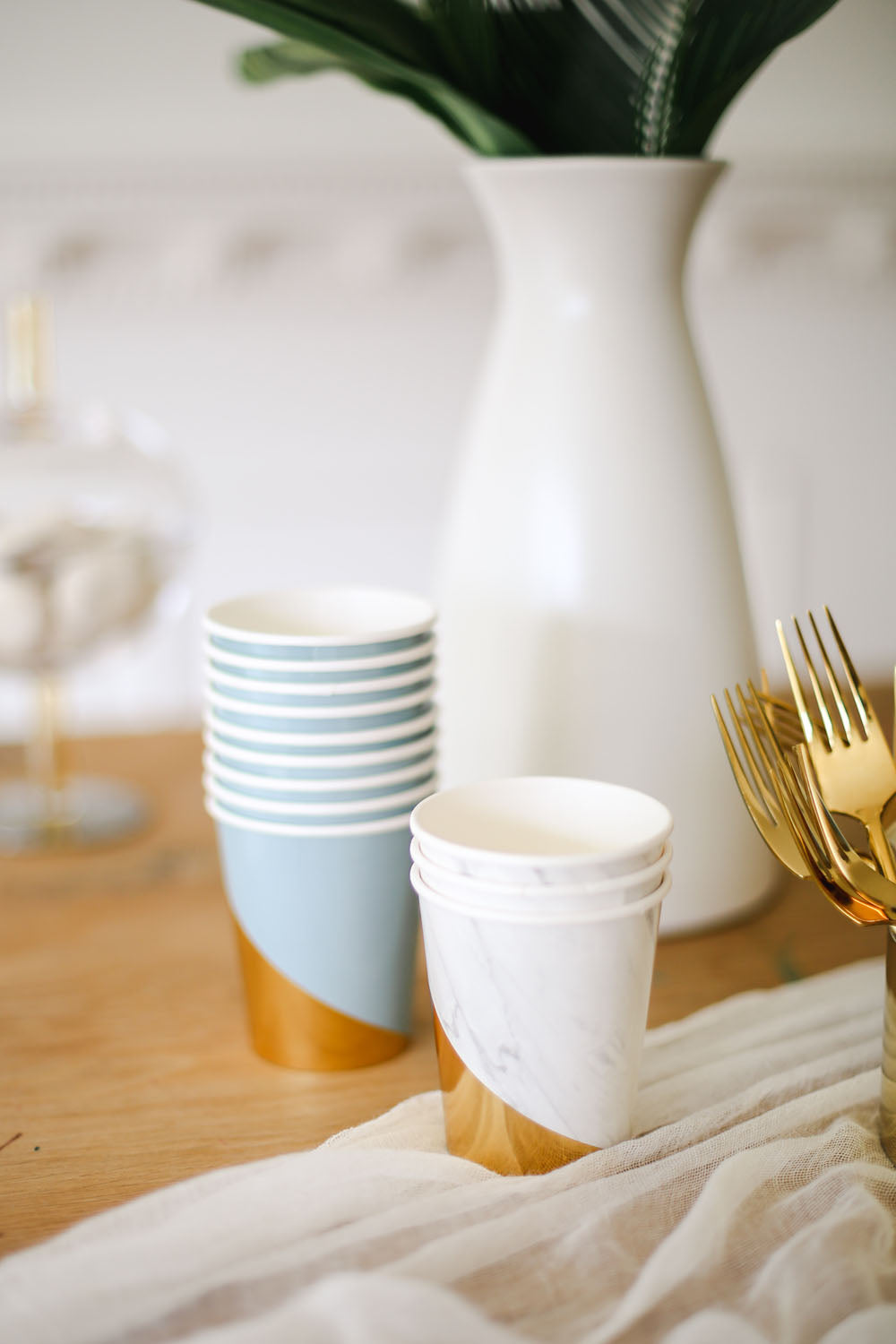 blue gold marble paper party cups