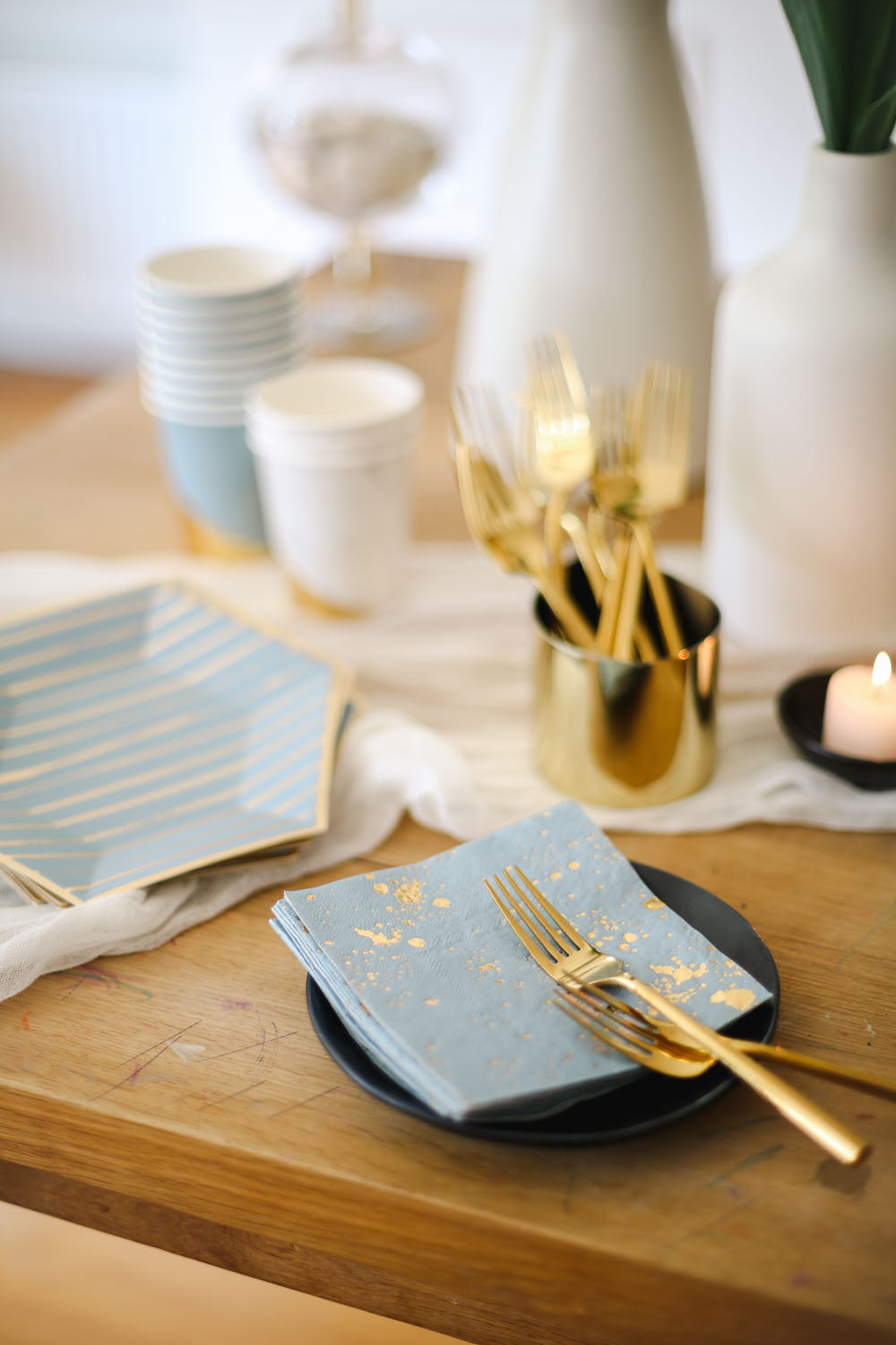 blue and gold cocktail napkins