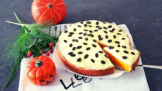 The Most Delicious Pumpkin Pie Recipe For The Holidays - Chocolate & More Delights